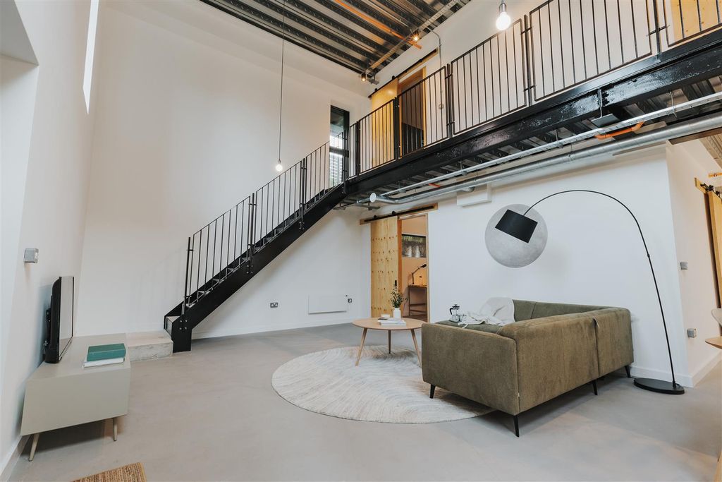 Property photo 1 of 13 Lwp11326-Hdr.Jpg