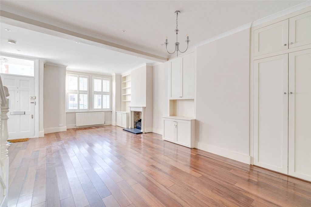 Property photo 2 of 13 Picture No. 16