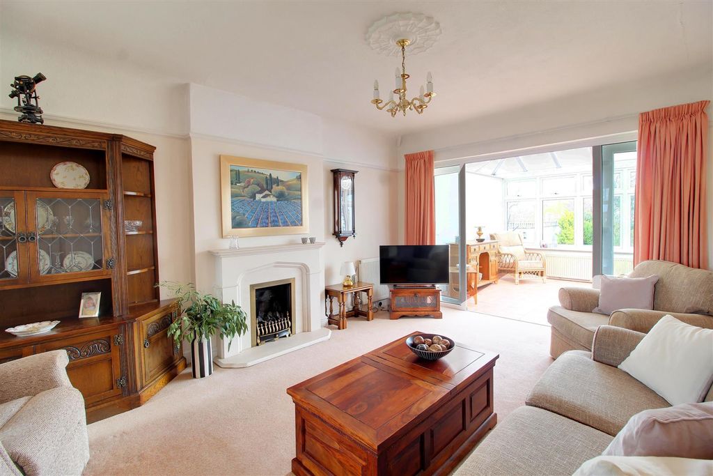 Property photo 2 of 25 Img_4219-Img_4221.Jpg