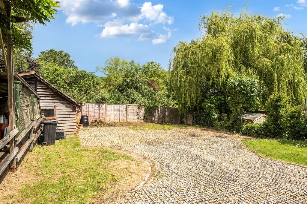 Property photo 2 of 27 Picture No. 28