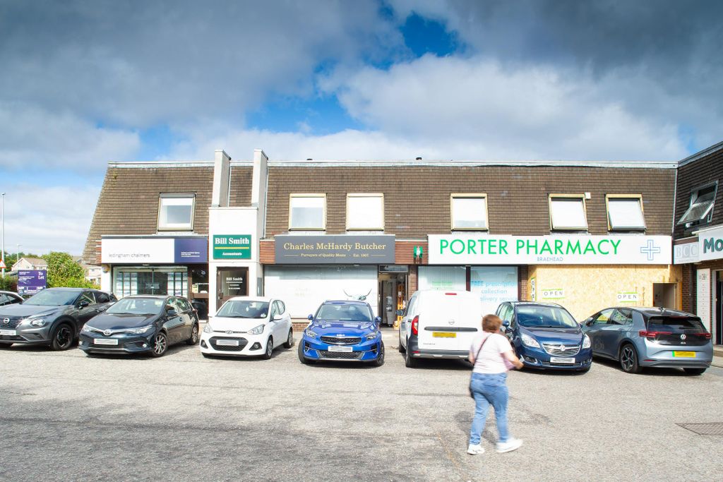 Property photo 2 of 3