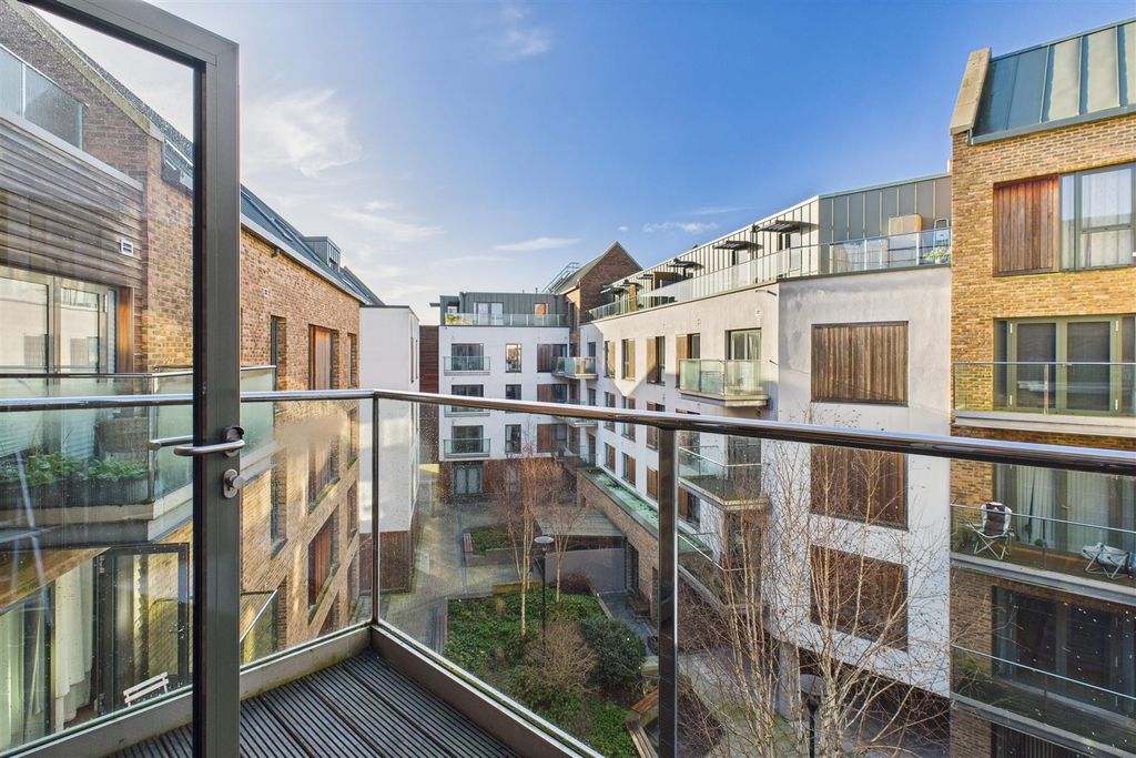 Property photo 1 of 9 Balcony.Jpg