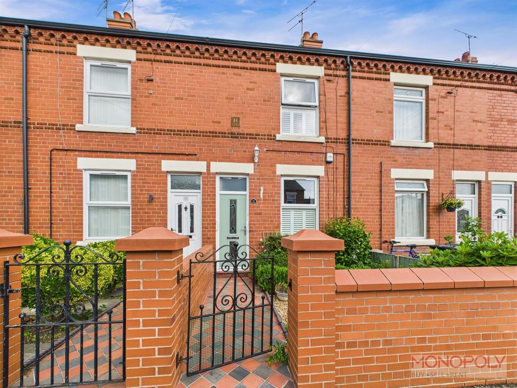 Property photo 1 of 14 Cam04439G0-Pr0120-Still015.Jpg