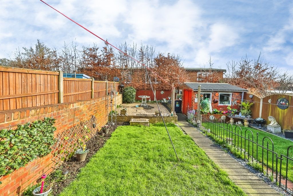 Property photo 2 of 18