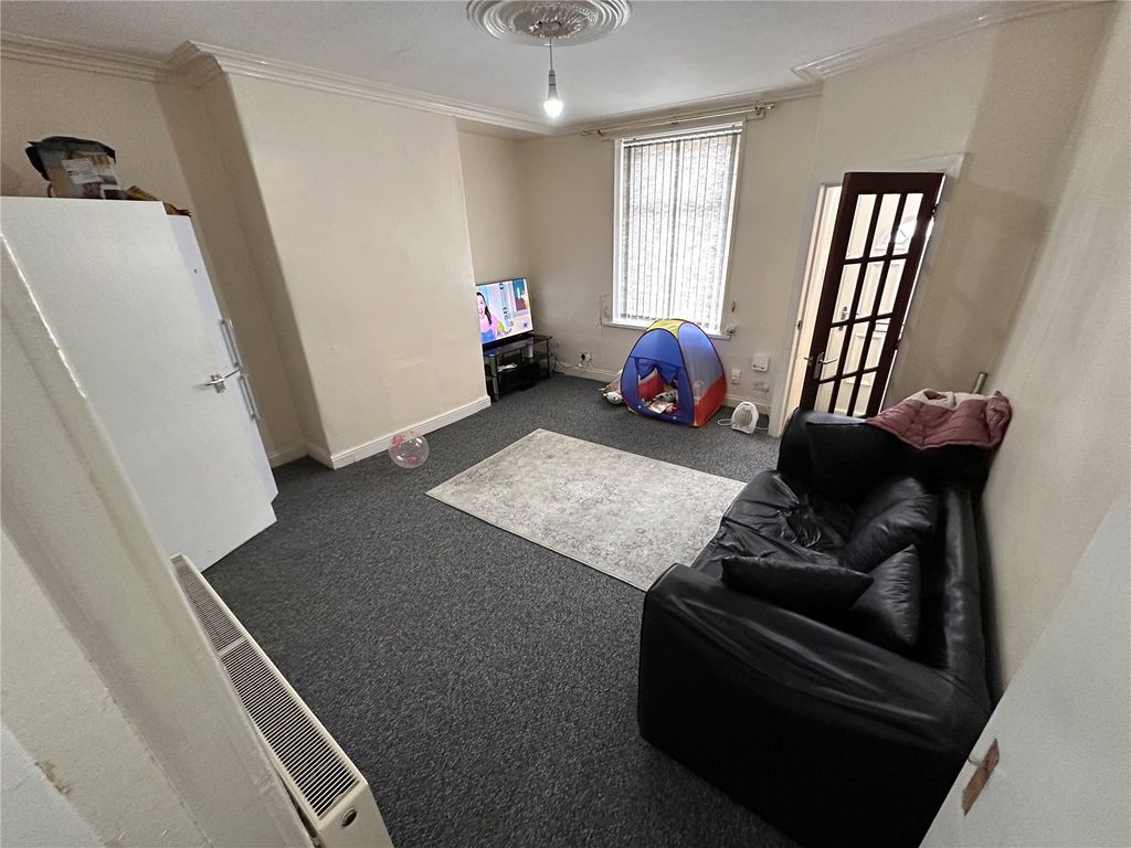 Property photo 2 of 6 Picture No. 01