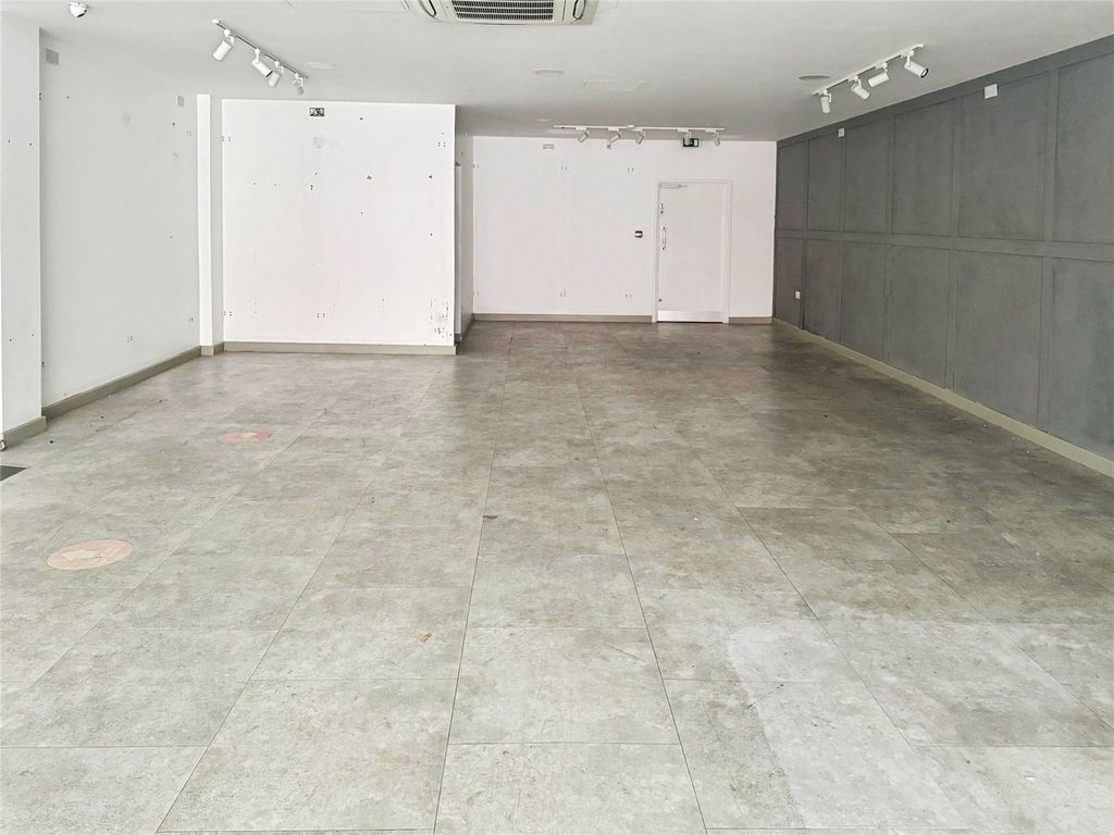 Property photo 3 of 4 Picture No. 04