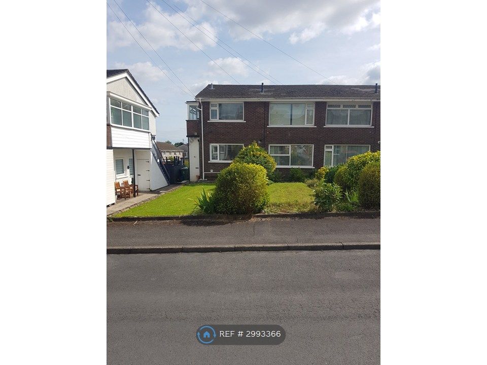 Property photo 1 of 10 Front Garden