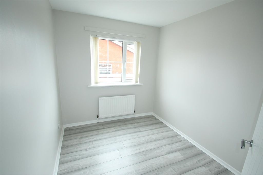 Additional image 9 of 3 bed semi-detached bungalow to rent48 Magowan Park, Hillsborough BT26