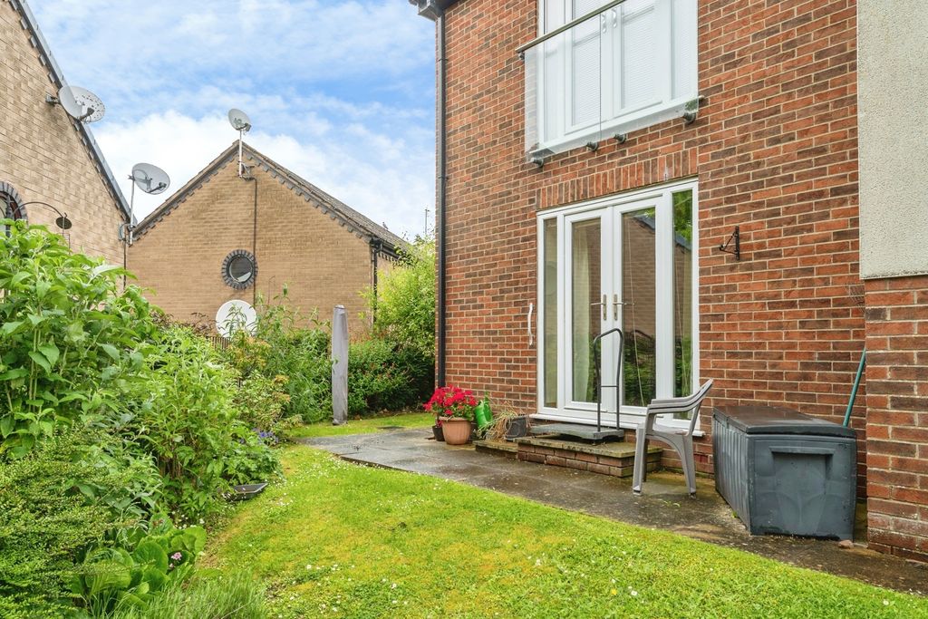Additional image 6 of 2 bed flat for saleGwenllys, Holywell, Flintshire CH8