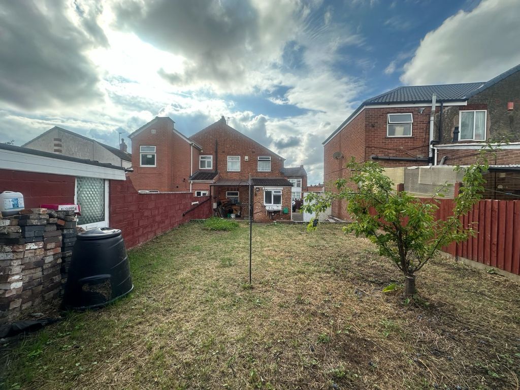 Property photo 2 of 4