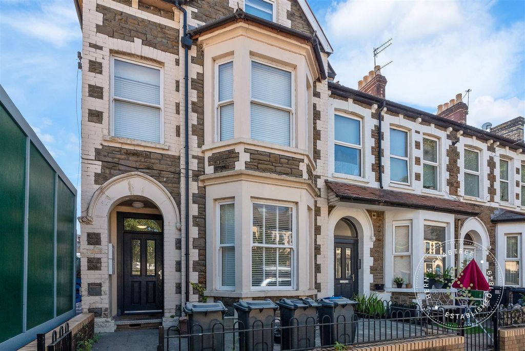 Property photo 1 of 18 Rawden-Place-18.Jpg