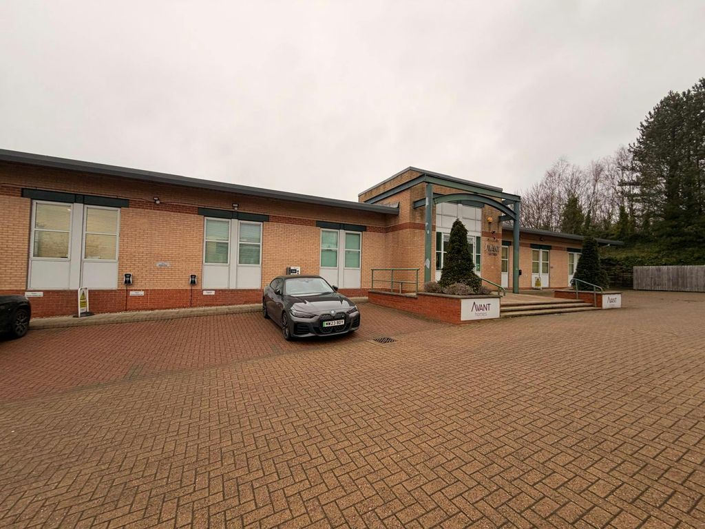 Property photo 1 of 7 B3Cbbdd4-6Ae9-45d2-8807-B2c8B92c42F3.Jpg