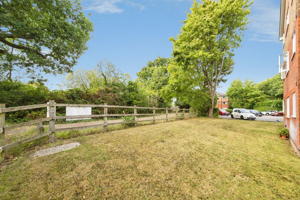 Property photo 3 of 15
