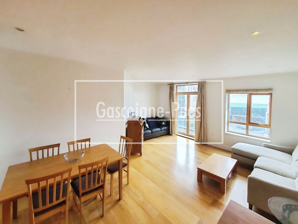 Property photo 2 of 7