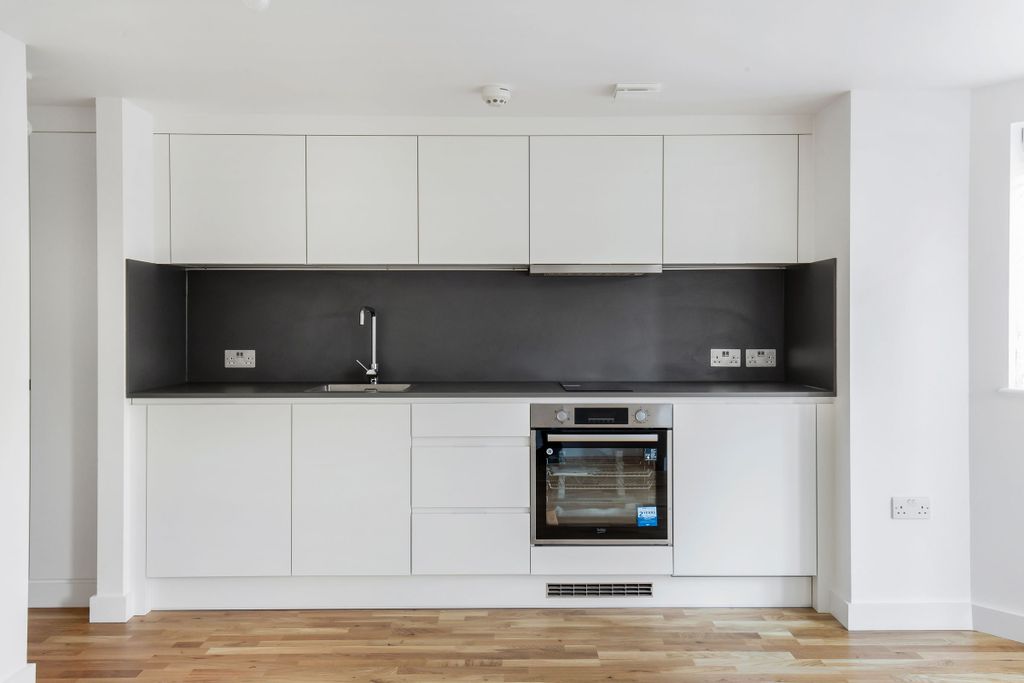 Property photo 1 of 16 Kitchen