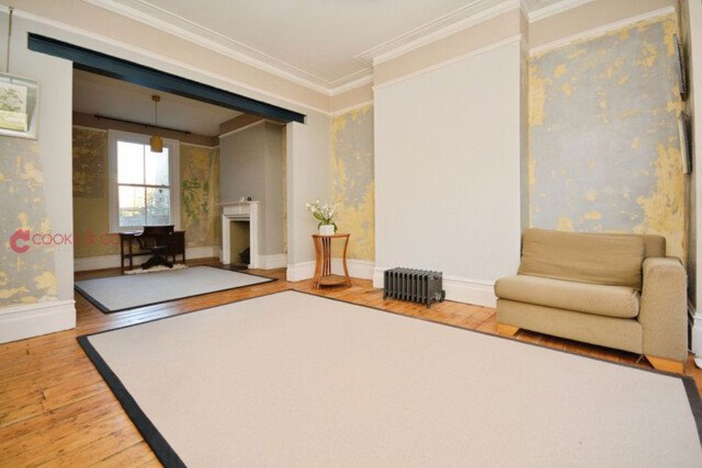 Property photo 3 of 22