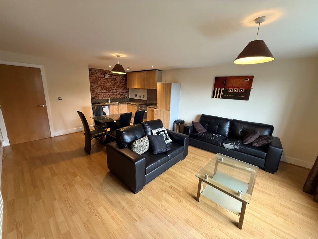 Property photo 3 of 24