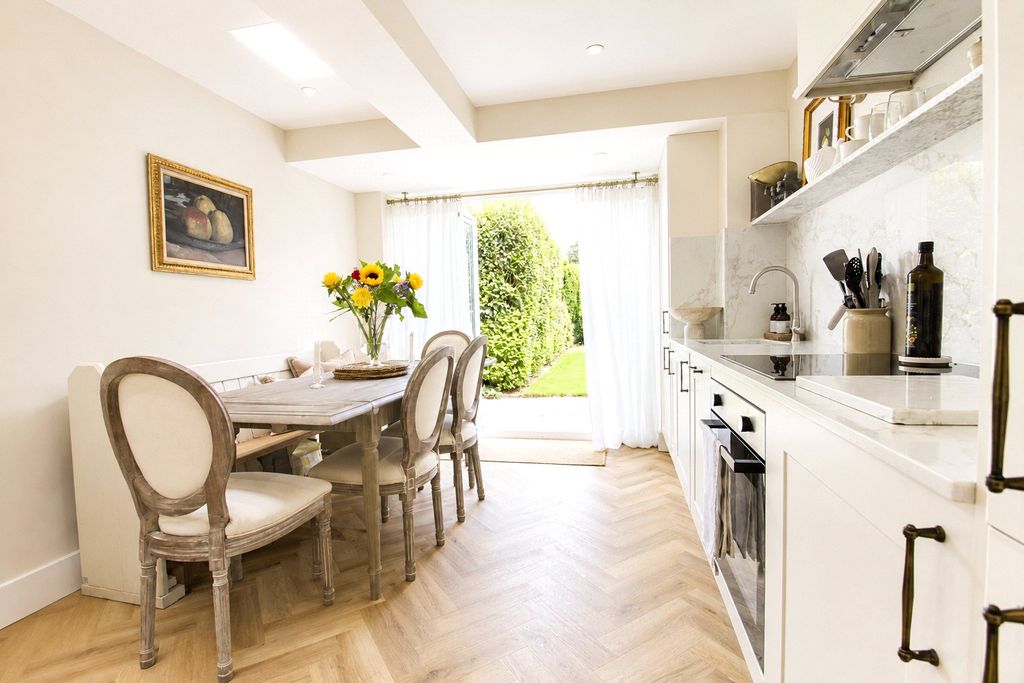 Property photo 3 of 16 Kitchen/Diner