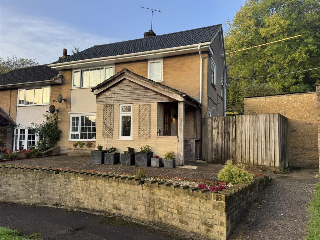 Property photo 1 of 19 Front Pic 6.Jpeg