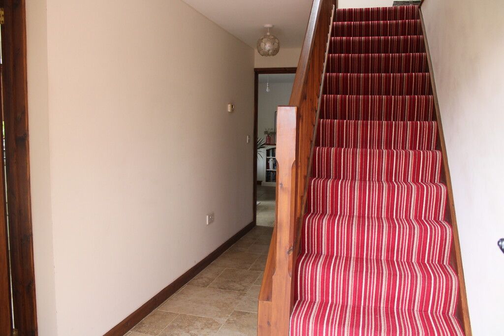 Property photo 2 of 19 Entrance Hallway