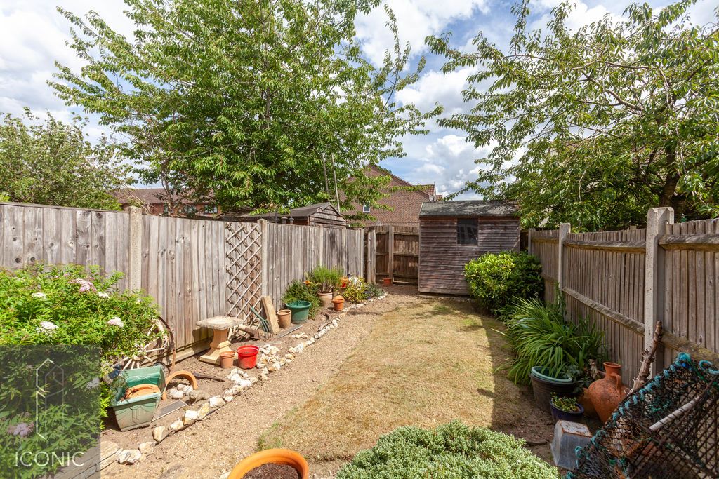 Property photo 2 of 12 Photo 11