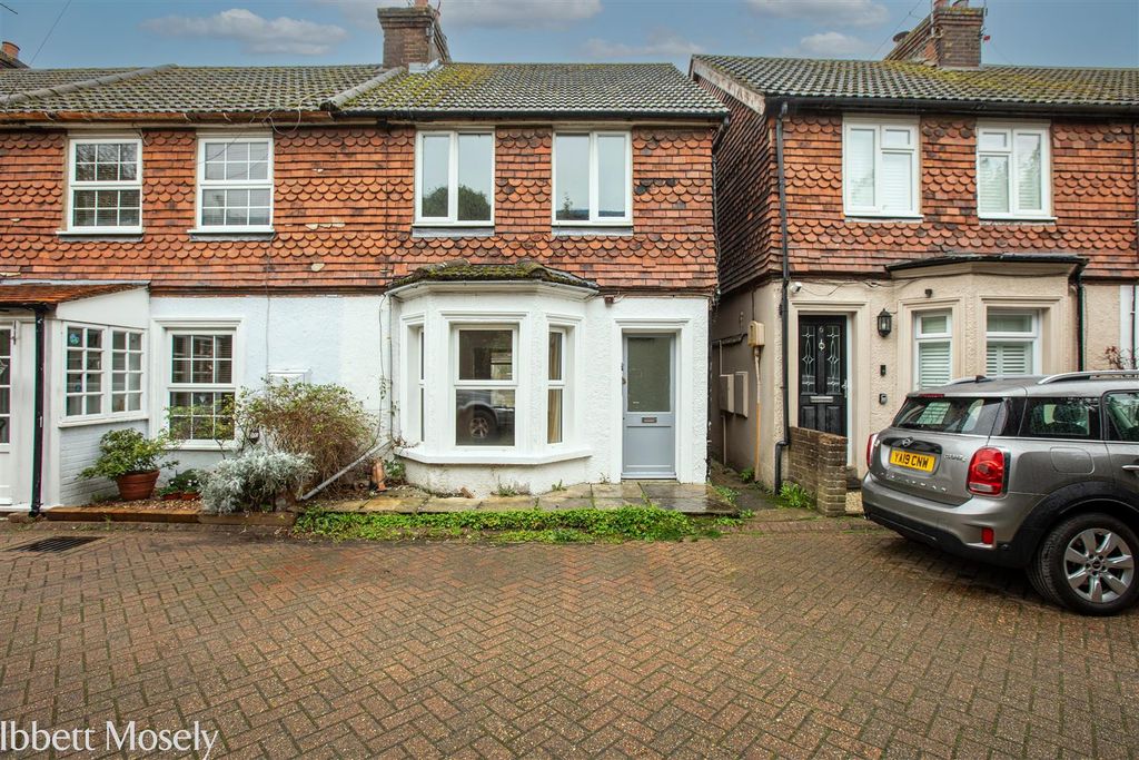 Property photo 1 of 8 39 Front.Jpg
