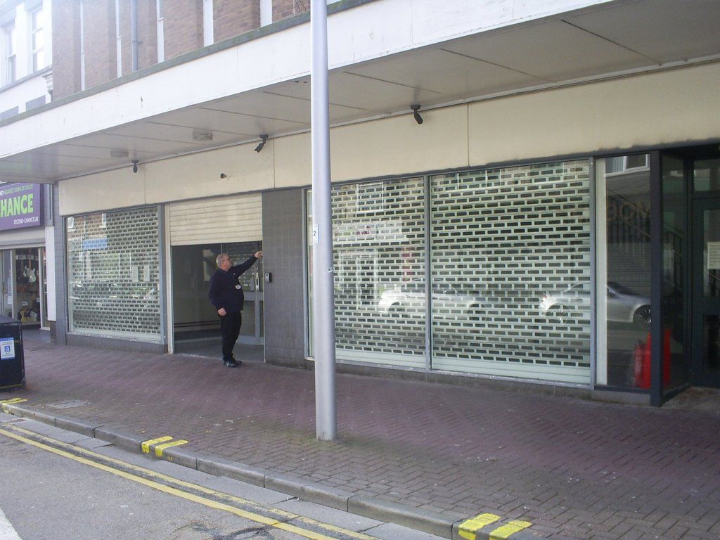 Property photo 2 of 6 Photo 5