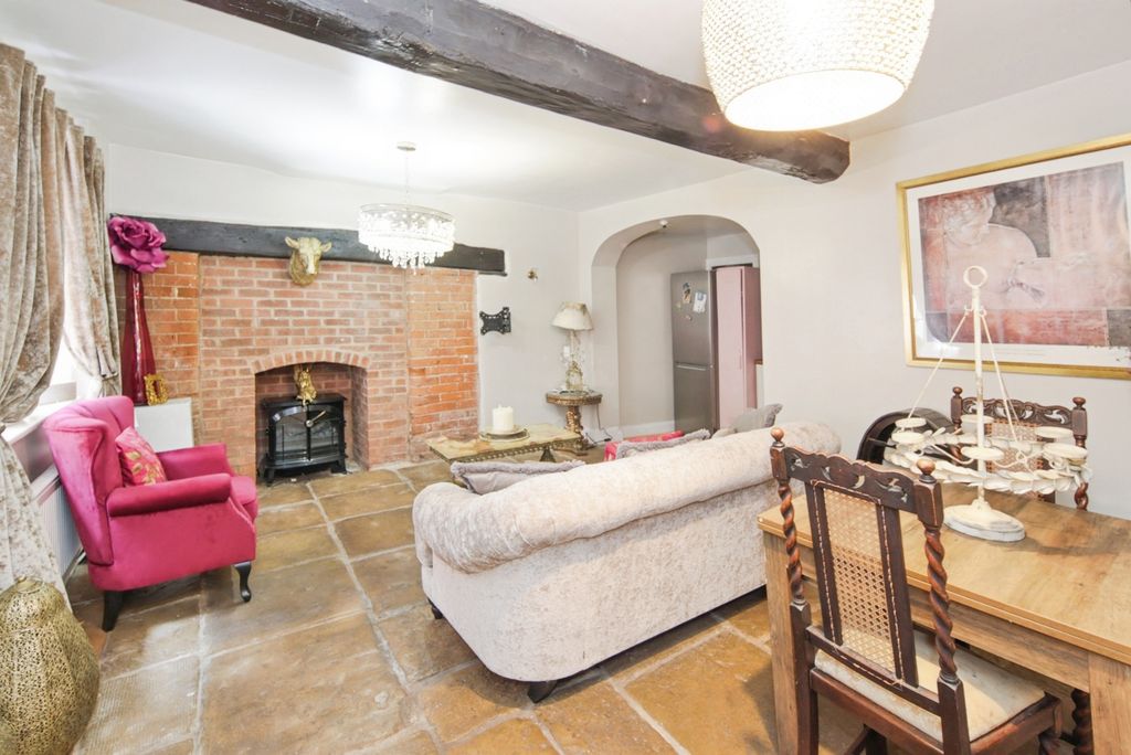 Property photo 2 of 17 Pbox-Img.Jpg