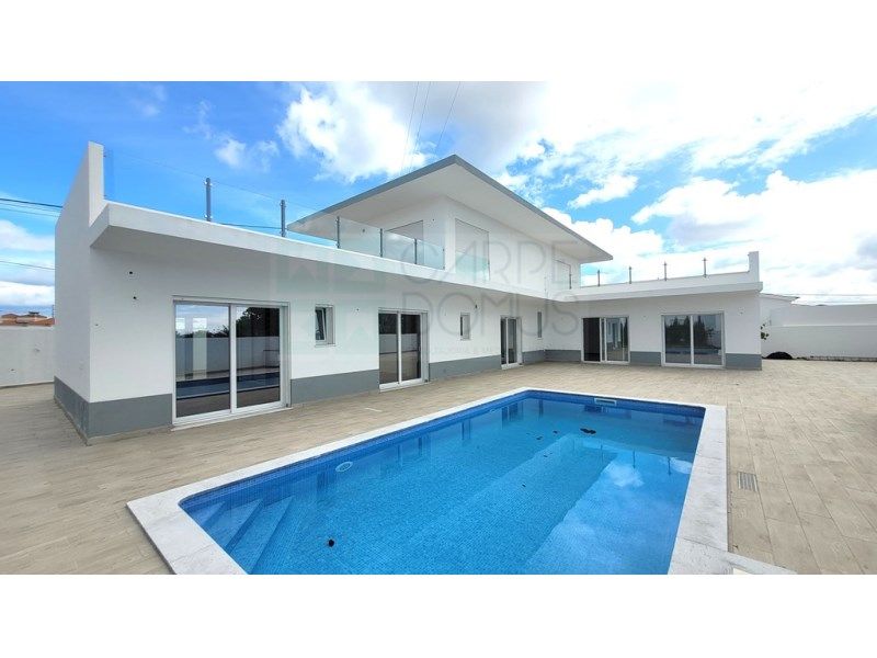Property photo 1 of 46