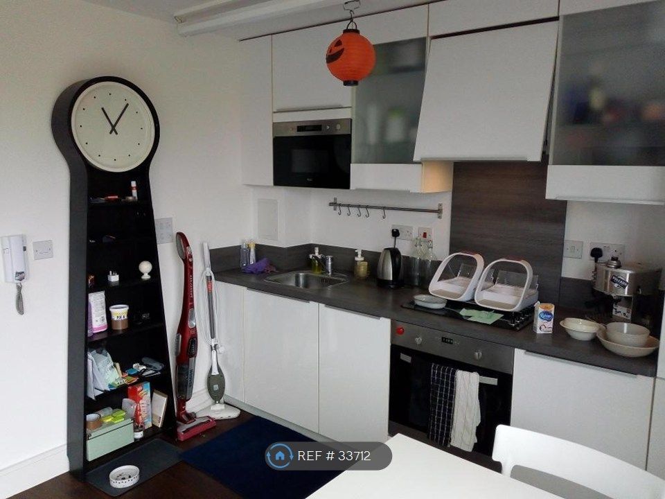 Property photo 3 of 13 Kitchen