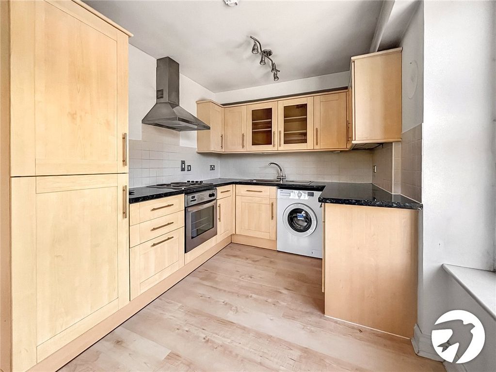 Property photo 2 of 5 Kitchen