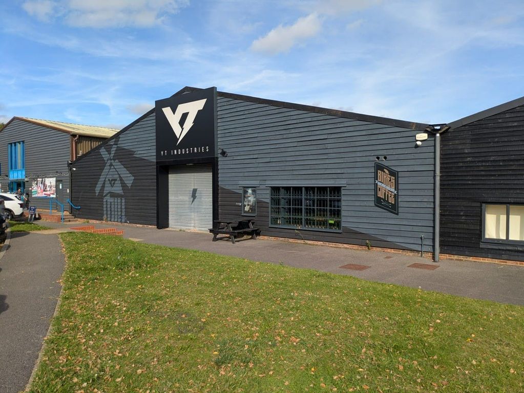 Property photo 1 of 6 External 3.Jpg