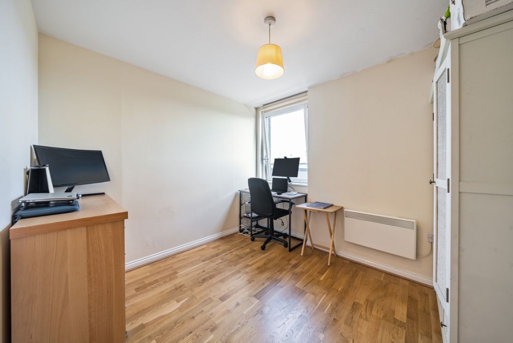 Property photo 3 of 8 1039925 (5)