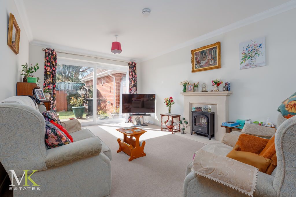 Property photo 2 of 17 Photo 11