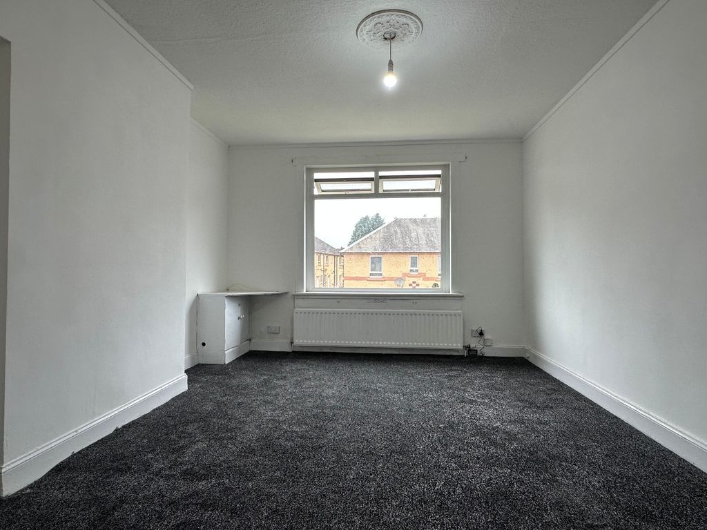 Property photo 3 of 7 Lounge