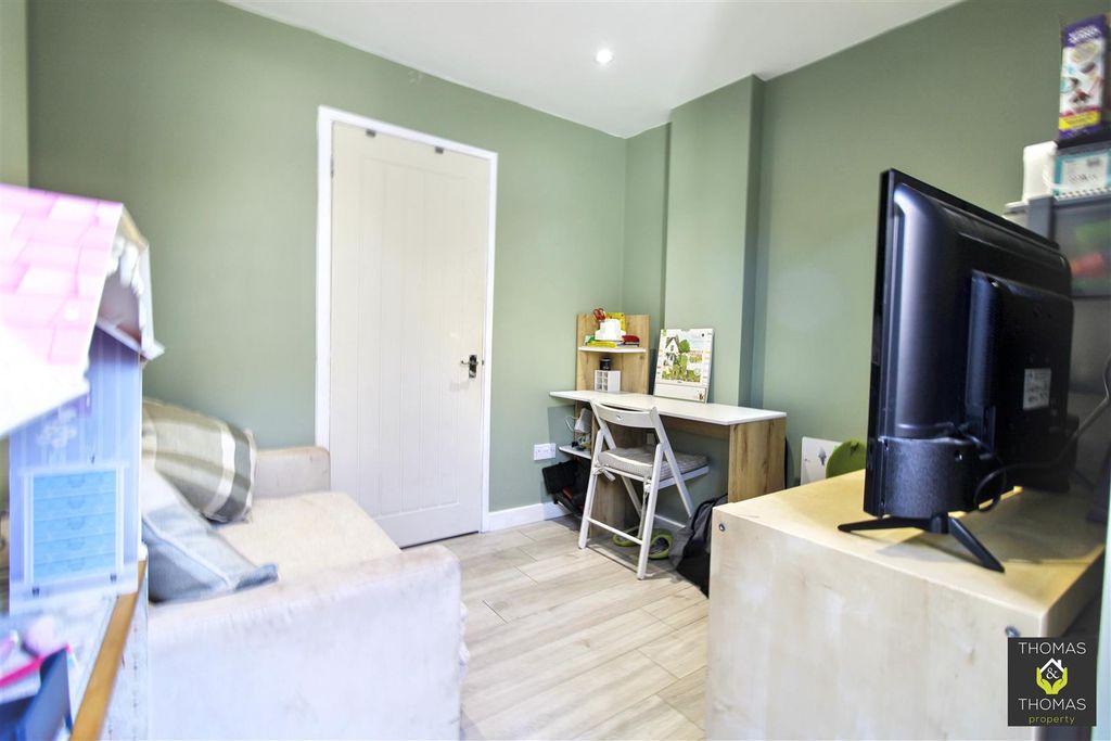 Additional image 9 of 3 bed terraced house for saleChestnut Road, Brockworth GL3