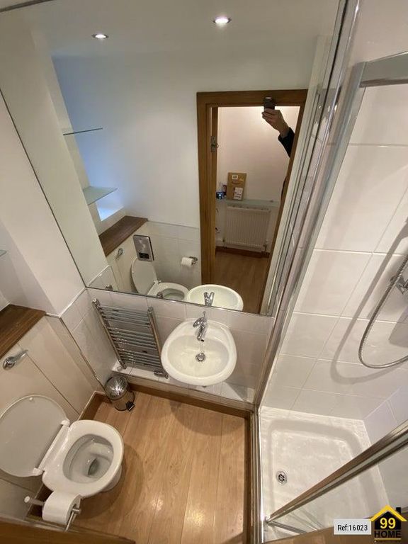 Property photo 3 of 11 Photo 2