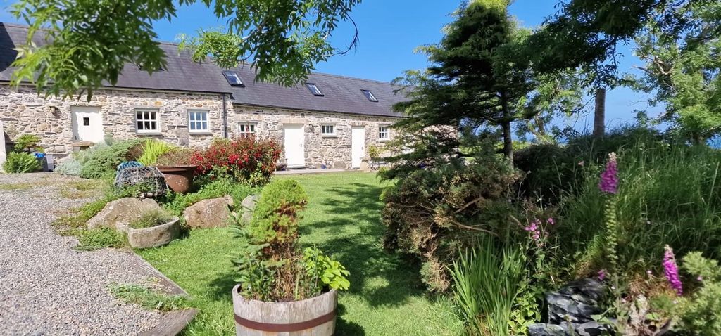 Property photo 3 of 66 Cottages