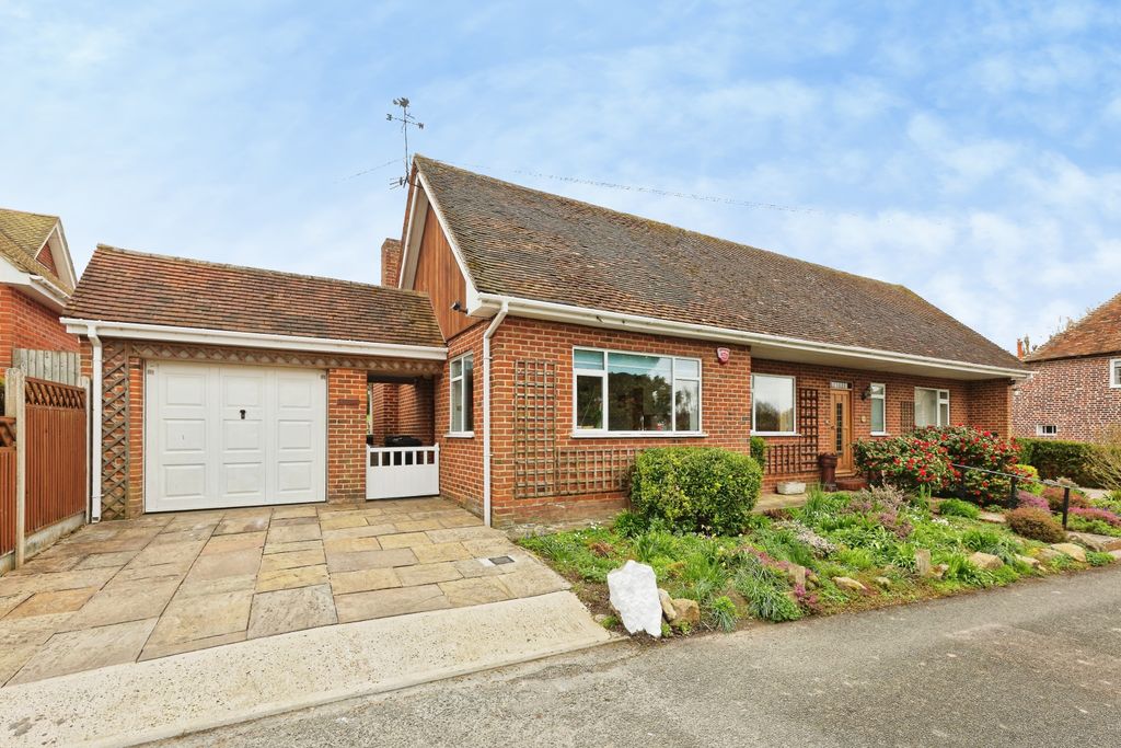 Property photo 1 of 26 Front External