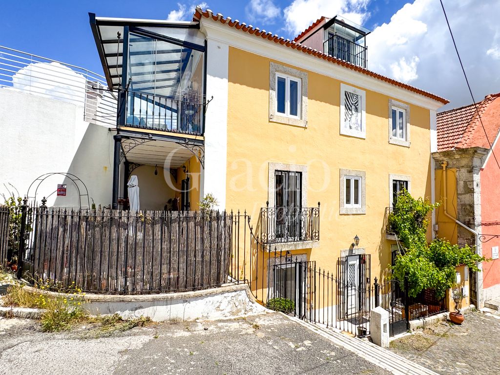 Property photo 3 of 70