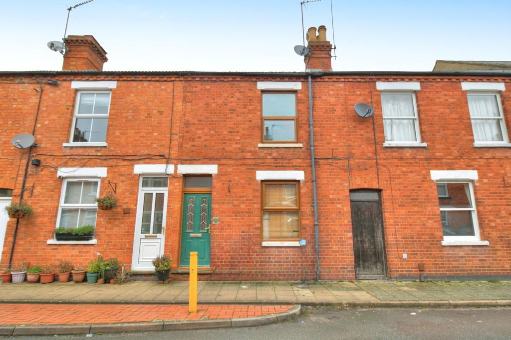 Property photo 1 of 17 Photo #1