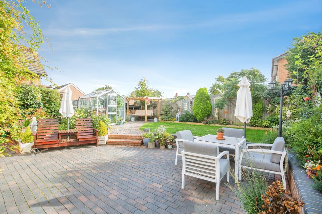 Property photo 2 of 28 1805Ac92-Mw26-3440