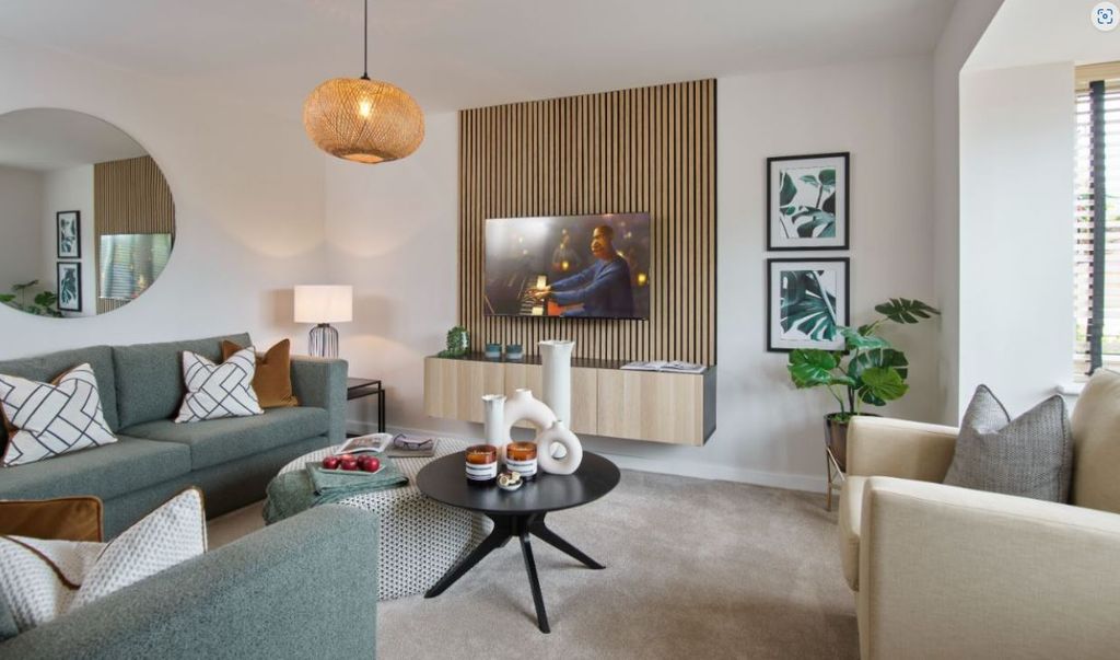 Property photo 2 of 11