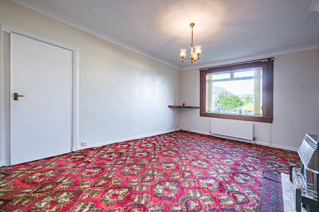 Property photo 3 of 28
