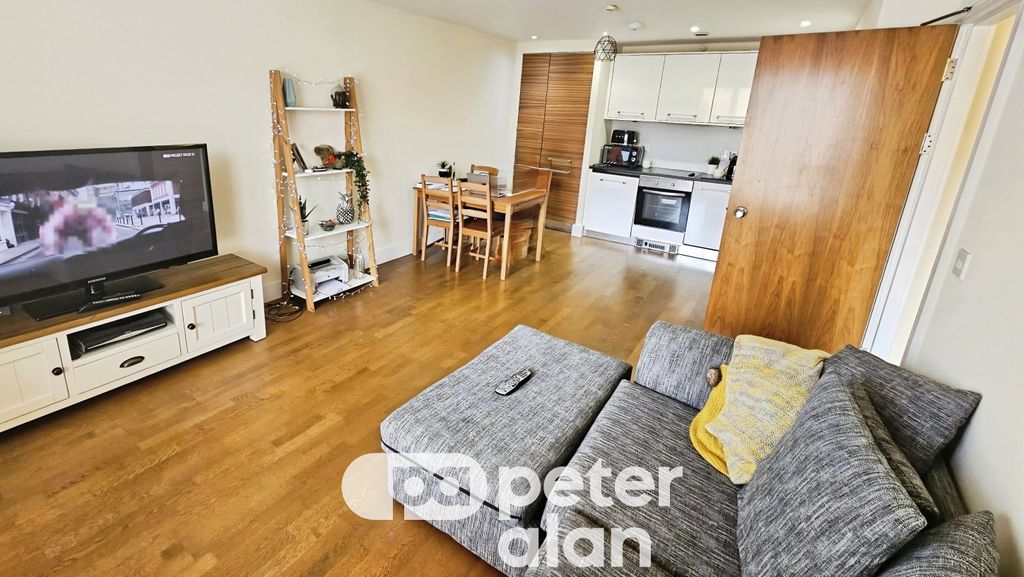 Property photo 2 of 7