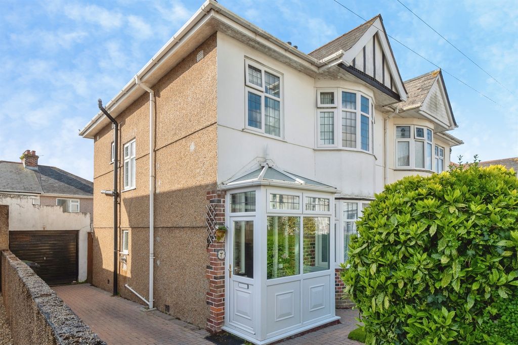 Property photo 1 of 14