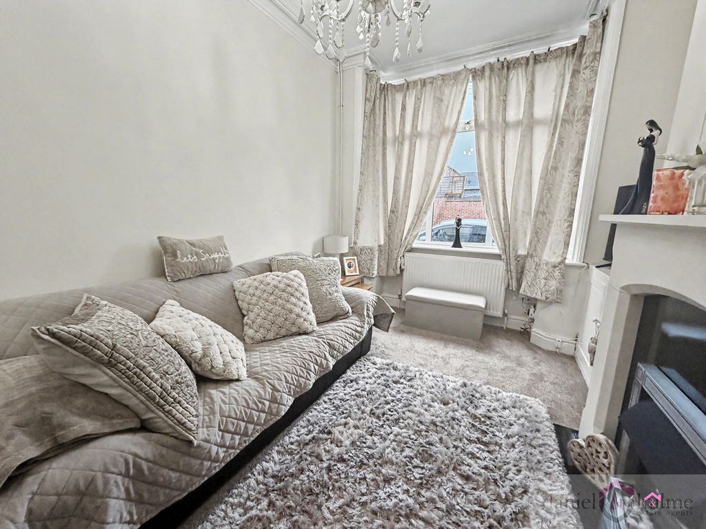 Property photo 3 of 17 Img_8541