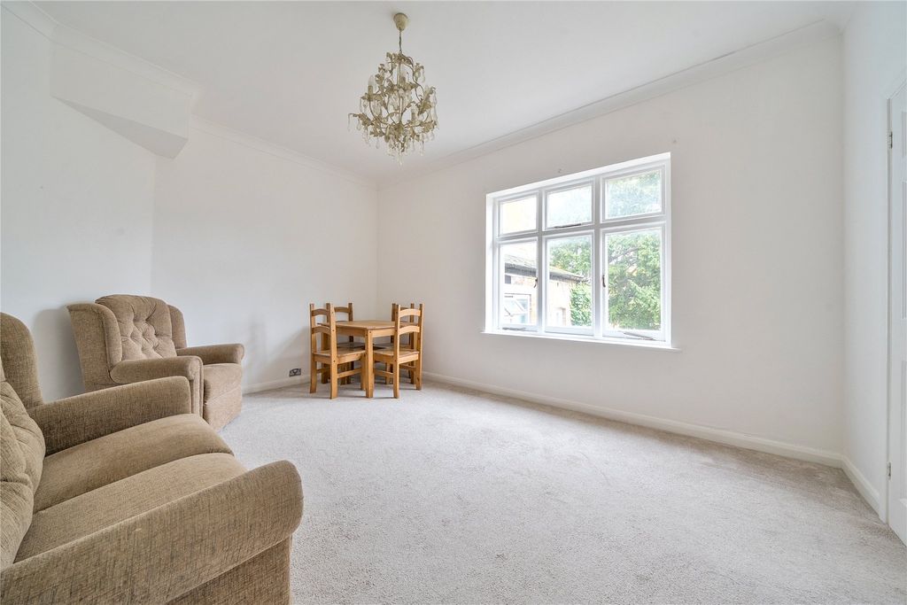 Property photo 3 of 9 Picture No. 06