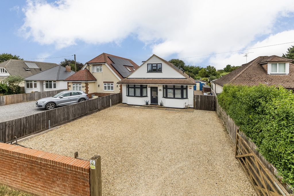 Property photo 1 of 27