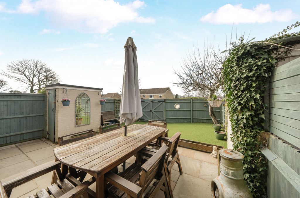 Property photo 2 of 20 1423809-19-69B013...